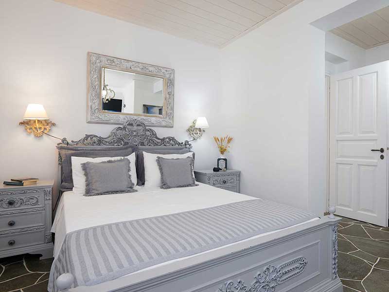 Chambre avec lit double