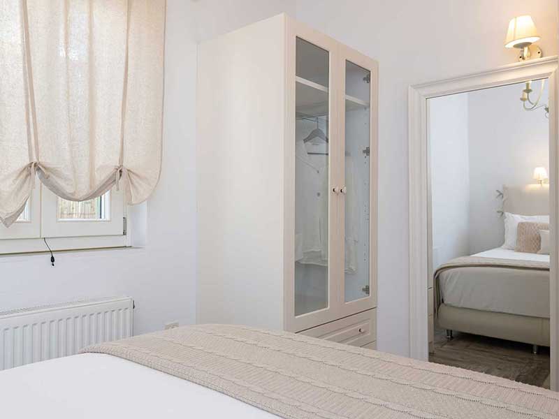 Chambre avec lit double